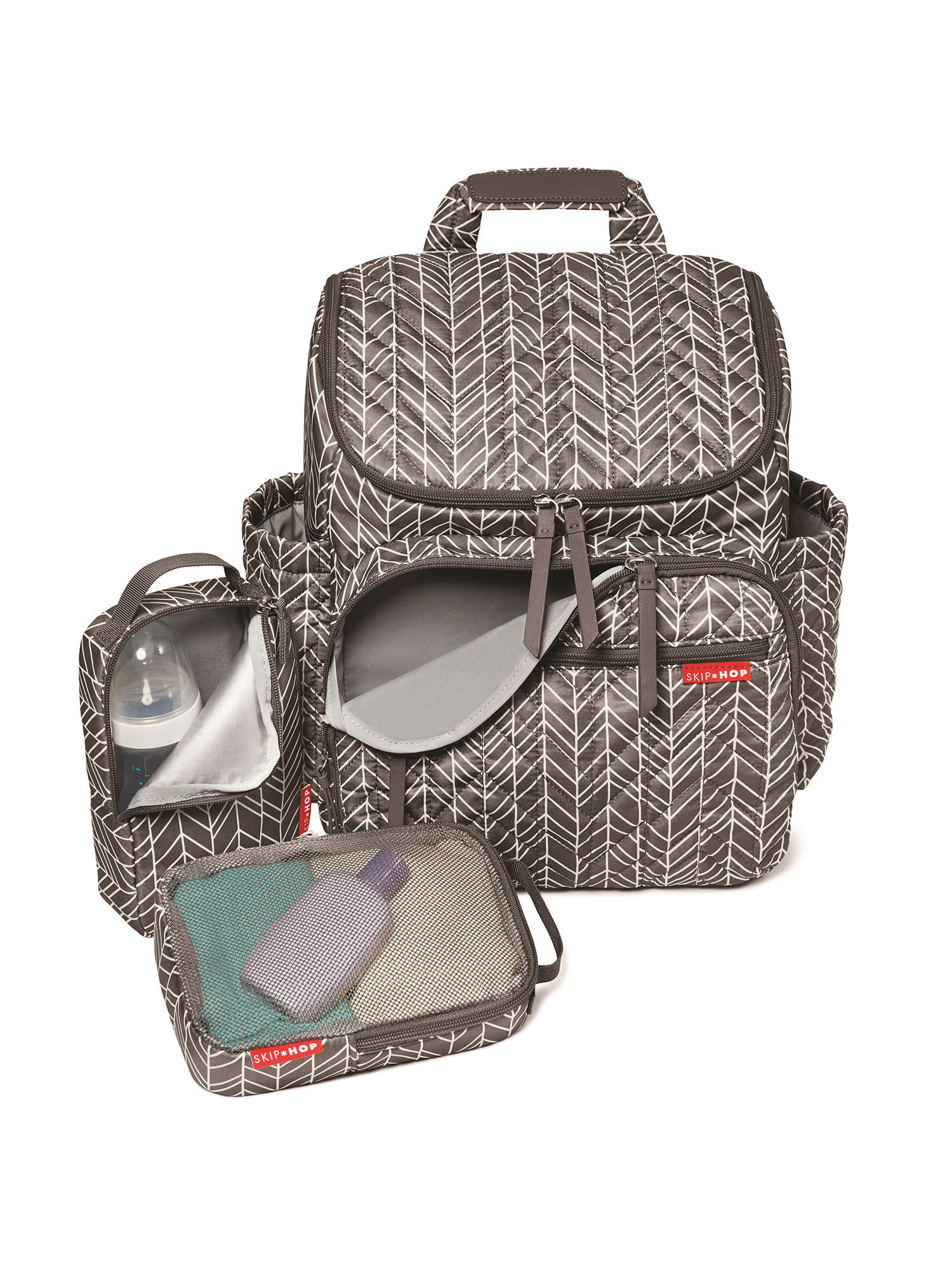 skip and hop changing bag