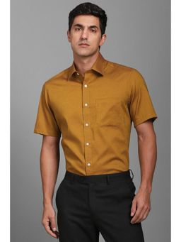 Louis Philippe - Men Mustard Classic Fit Solid Half Sleeves Formal Shirt