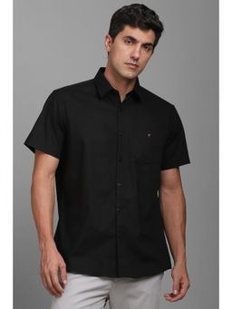 Louis Philippe - Men Black Slim Fit Solid Half Sleeves Casual Shirt