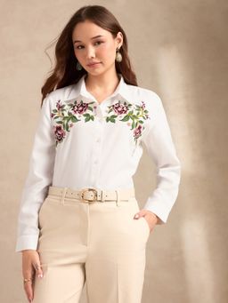 Outzidr - Off White Boxy Shirt with Embroidery Detail