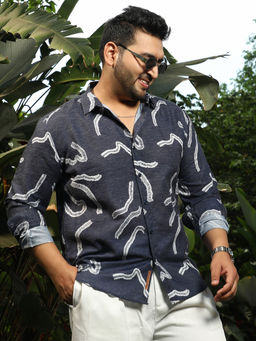 Instafab Plus - Mens Navy Blue Cross-Stitch Crawler Shirt