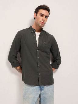 The Bear House - Mens Slim Fit Grey Solid Casual Shirt