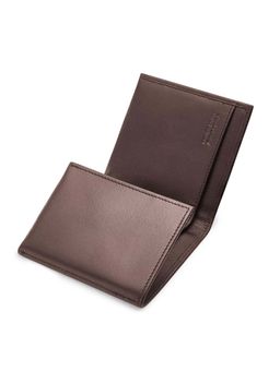 Pennline - Brown Rfid Safe Slim Minimalistic Trifold Leather Wallet