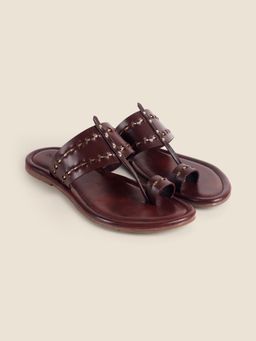 Metro - Men Maroon Kolhapuris