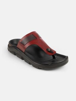 Mochi - Men Maroon Sandals