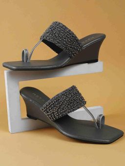 Metro - Women Grey Wedges