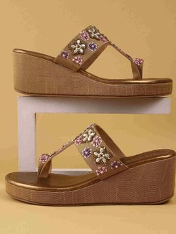Metro - Women Gold Wedges