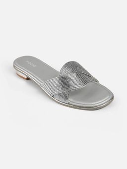 Mochi - Women Silver Flats