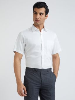 Raymond - Regular Fit Solid White Shirt