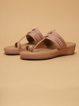 ERIDANI - Alina Peach Kolhapuris