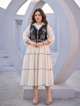 ZUMMER - Cream Cotton Embroidered Collar Neck Dress With Jacket