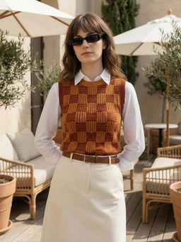 ZUMMER - Maroon Seamless Cotton Knitted Geometric Sleeveless Top