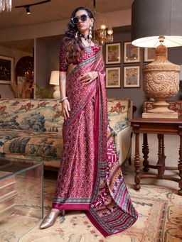 Sareemall - Women Crepe Magenta Printed Saree with Unstitched Blouse