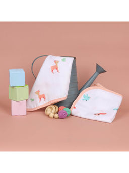 Kicks and Crawl - Multi-Color Crawling Cuties Reversible Organic Wash Cloth (Pack Of 2)