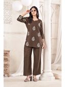 Brown color option