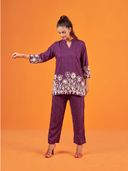Purple color option, Currently selected