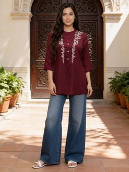 Rangita - Purple Embroidered Rayon Kurti