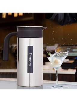 Femora - Stainless Steel Grand Jug With Handle, 1.4 L, Silver Black