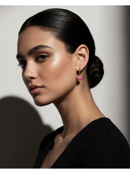 Shopsiiri - Pink Sweet Heart Hoop Earrings