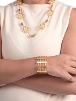 Shopsiiri - Ethereal Seven Line Cuff