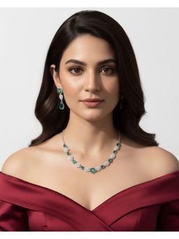 Shopsiiri - Emerald Oval Halo Necklace Set