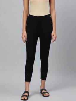 Aurelia - Black Solid Leggings