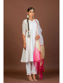 Jiraazi - Gauhar White Kurta with Pant and Dupatta (Set of 3)