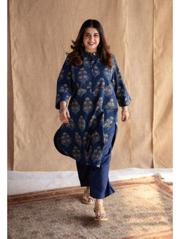 The Indian Ethnic Co. - Blue Straight Ajrakh Hand block Printed Cotton Kurta