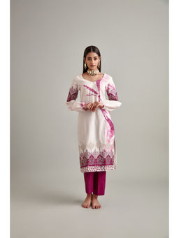 Vedika Soni - White Pink Tie And Dye Kurta with Pant (Set of 2)