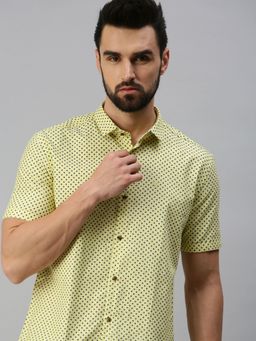 SHOWOFFFF - Men Casual Cotton Printed Slim Fit Shirts-yellow