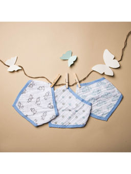Kicks and Crawl - Blue Lions And Clouds Muslin Bandana Bibs (Pack Of 3)