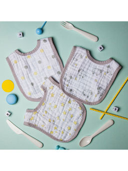 Kicks and Crawl - Grey Baby Sheep Muslin Round Bibs (Pack Of 3)