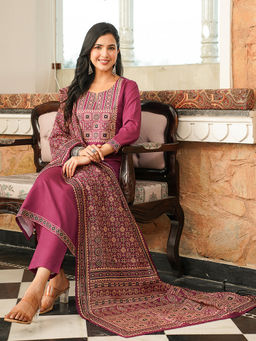 Vaamsi - Purple Ajrakh Printed Straight Kurta with Pant and Dupatta