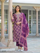 Purple color option, Currently selected