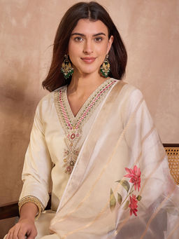 Vaamsi - Women Off White Embroidered Straight Kurta Pant With Dupatta