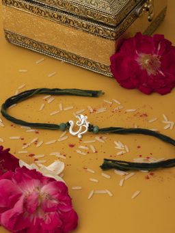 Praavy - Vighnaharta Ganesha 925 Sterling Silver Om & Ganesh Rakhi