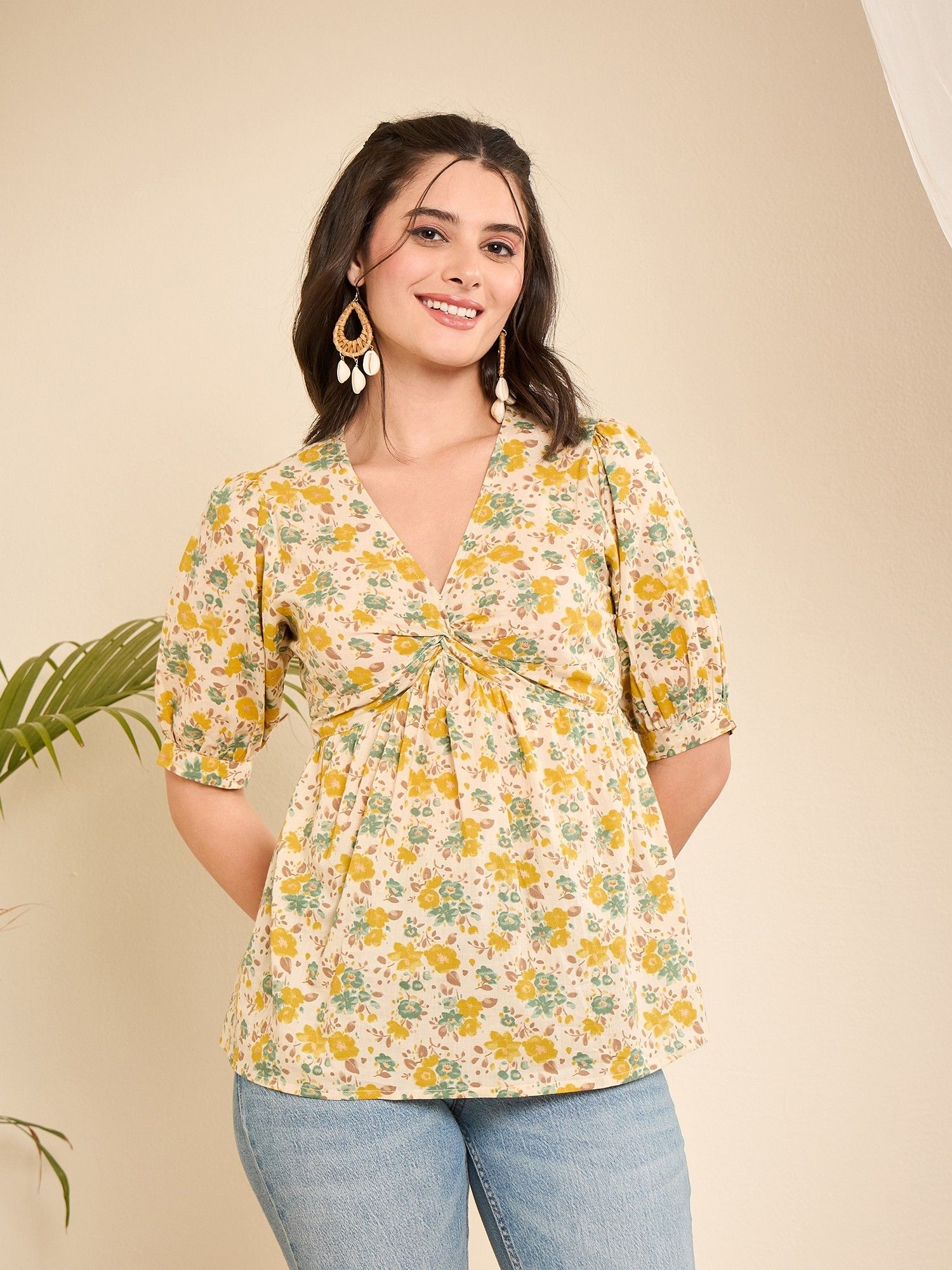 winered Beige V-Neckline Twisted Top-picture-19