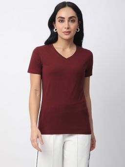 R&B - Wine Cotton Relaxed Fit V-Neck Solid Women T-Shirt