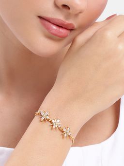 Estele - Opulent Cz White Floral Star Bracelet