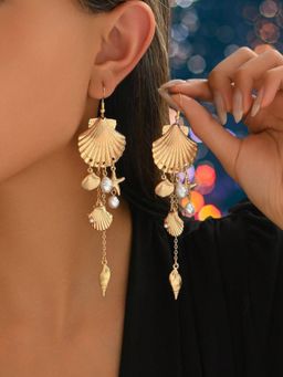 Fabula - Gold Faux Shell Shape Drop Earrings