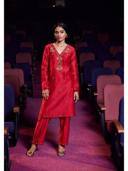SHIKHA MEHTA - Berry Neema Kurta with Pant (Set of 2)