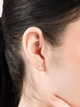 TOUCH925 - Pure 925 Silver Solitaire Stud Earrings