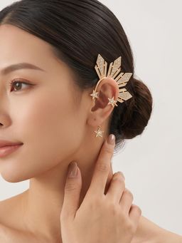 Niscka - Gold Crystal Star Ear Cuffs