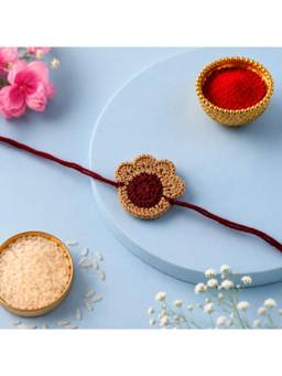 ISHKAARA - Handmade Paw Print Crochet Rakhi