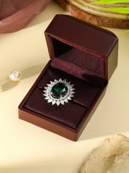 ZEWEL WORKS - Emerald Cocktail Ring