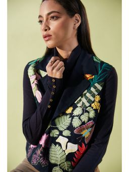 BETRUE - Black Amazon Waistcoat With Wild Forest Embroidery