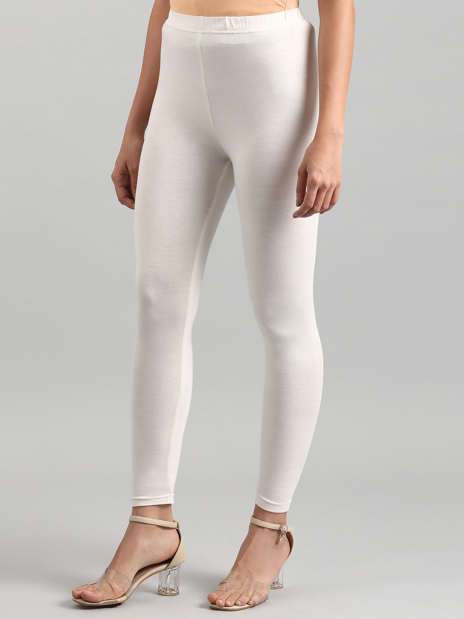 Buy Aurelia Off White Solid Tights 