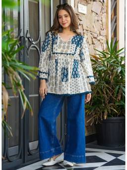 Kedar Fab - Women's Cotton Blend Paisley Blue Tunic