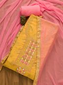 Gold color option, Sold out, Currently selected