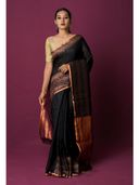 Black color option, Sold out, Currently selected